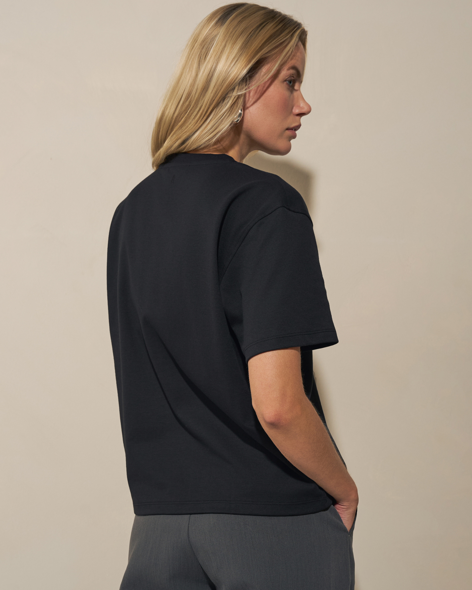 Gen 1: Boxy T-shirt - Black