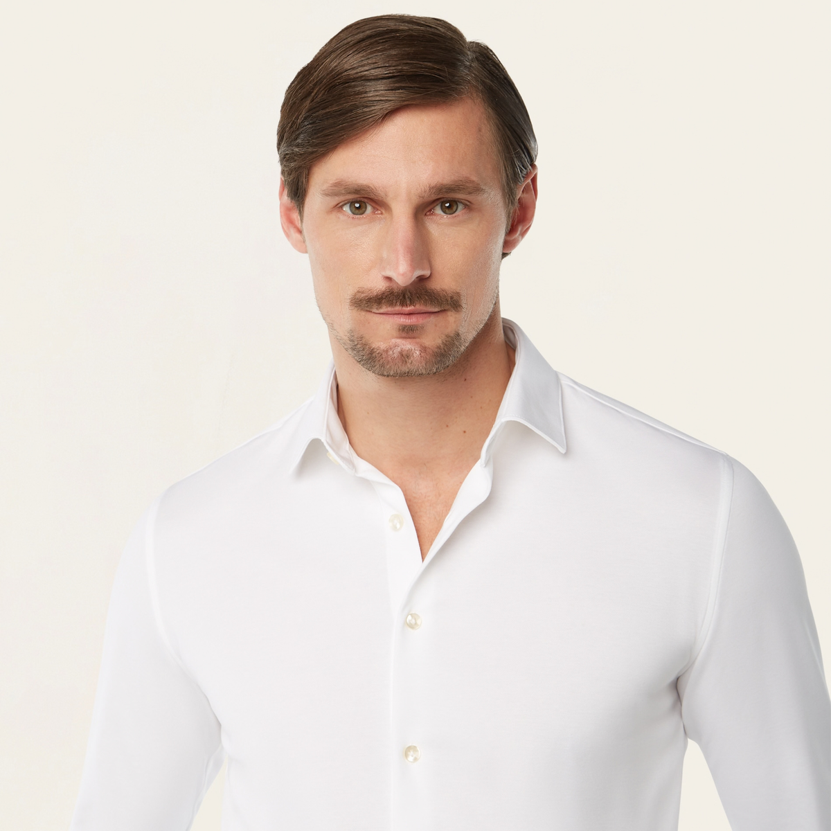 Knitted non-iron shirt white