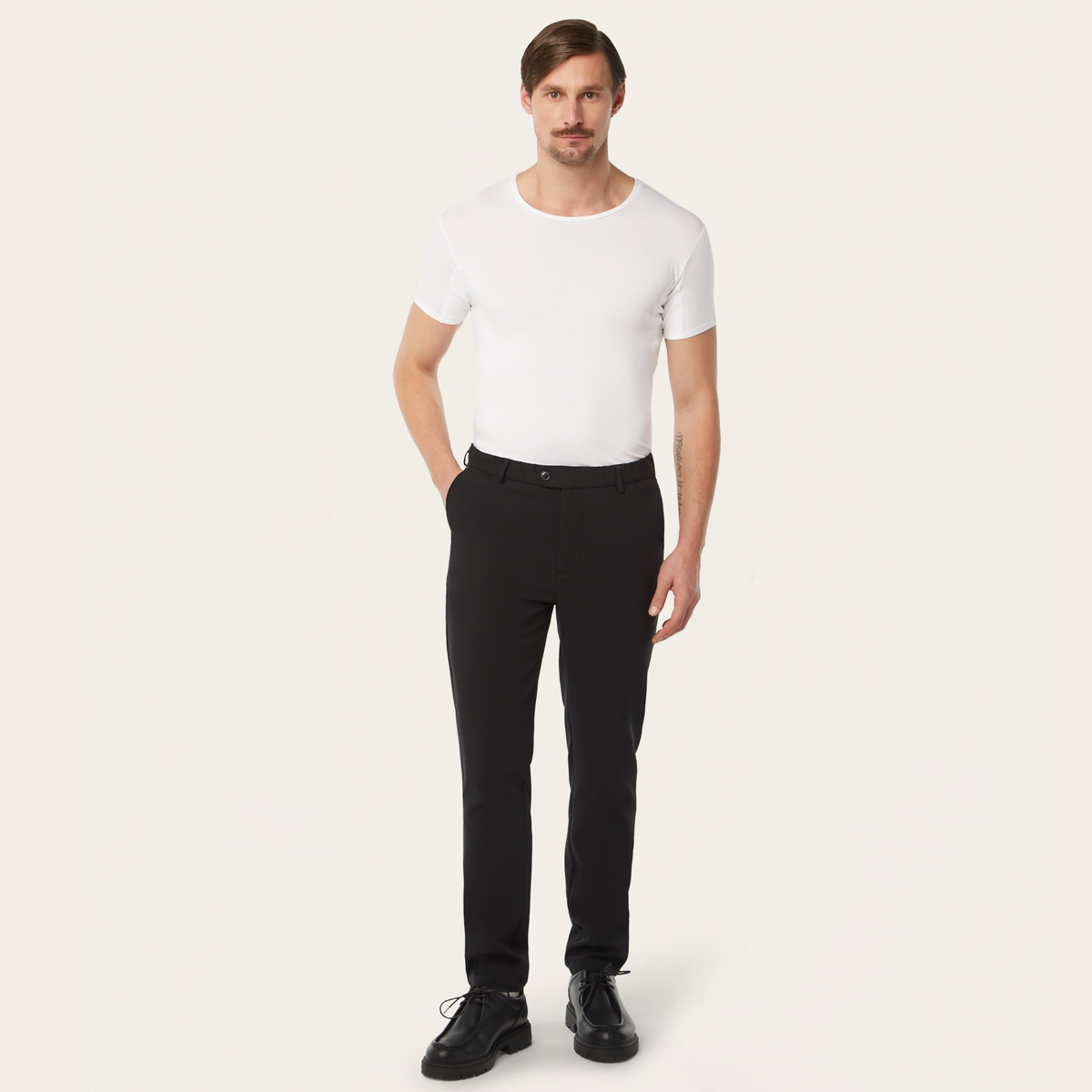 Crewneck sweat-proof undershirt white