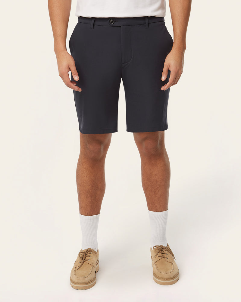 Light-weight shorts black