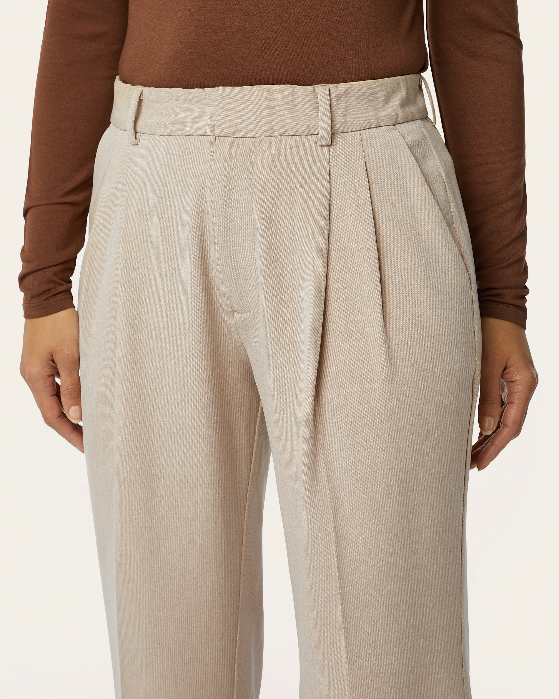 Signature Suit - Sand