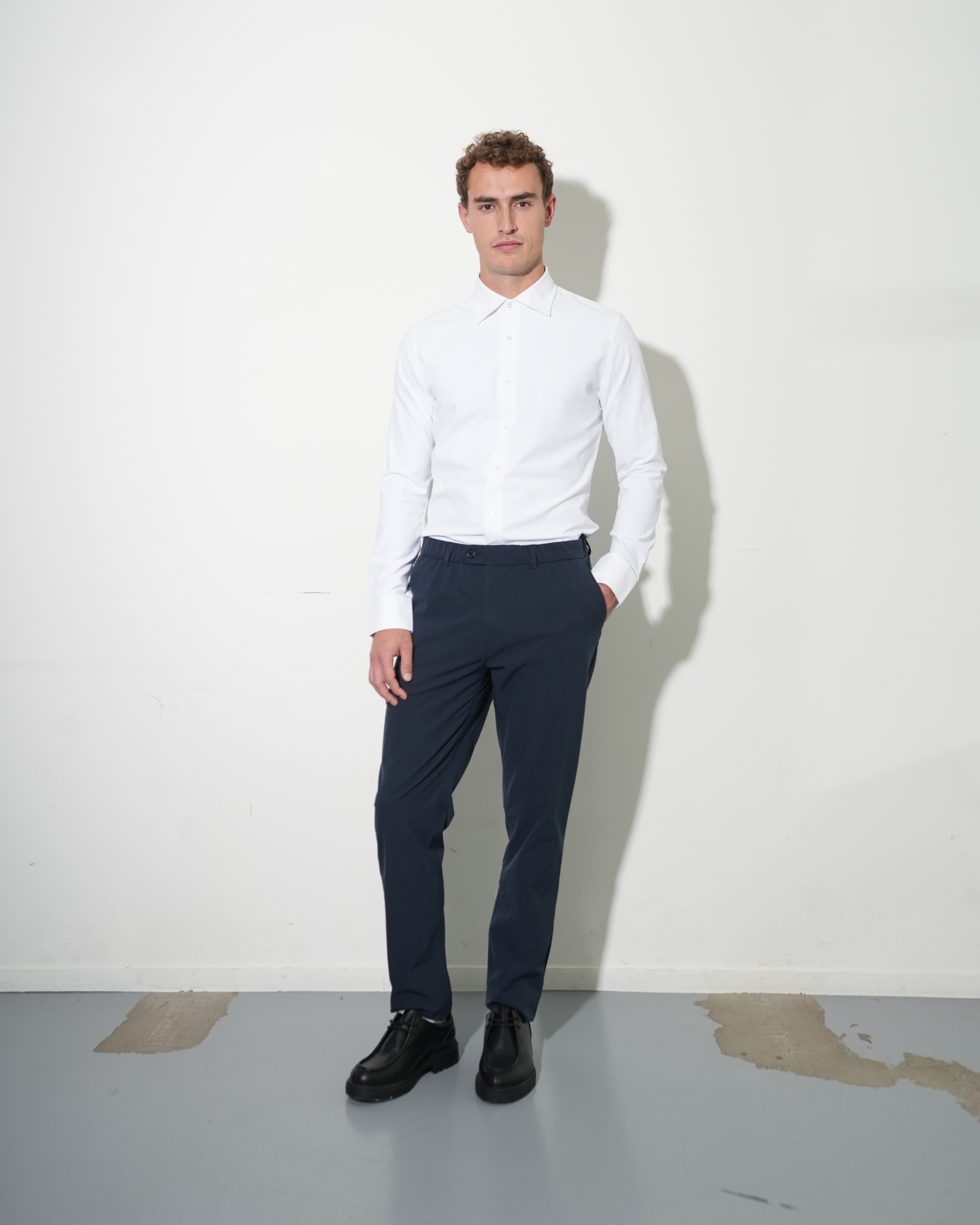 Light-weight pants navy